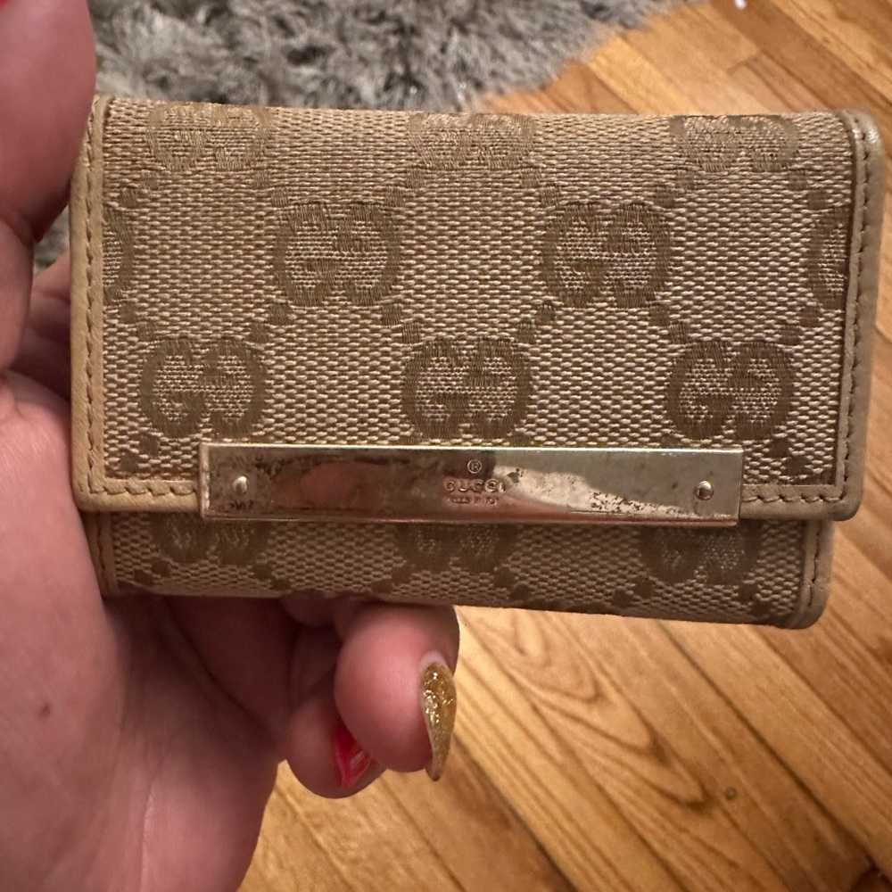 Gucci key holder
